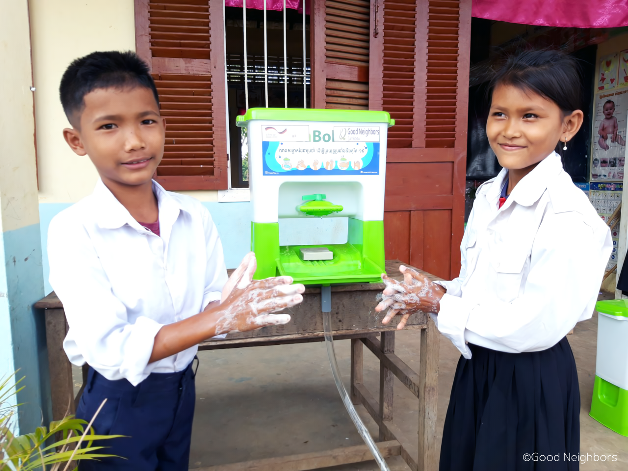 Good Neighbors Cambodia and GIZ installed clean water facilities at school and distribute hygiene materials to children in six CDPs.